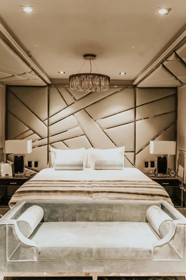 Beyond, Infinity, Suite, King Bed, Balcony، OLV Fifty Five 2/2