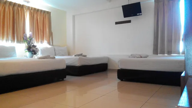 غرفة عائلية بسريرين مزدوجين، SUN INNS HOTEL KUALA SELANGOR 1/2
