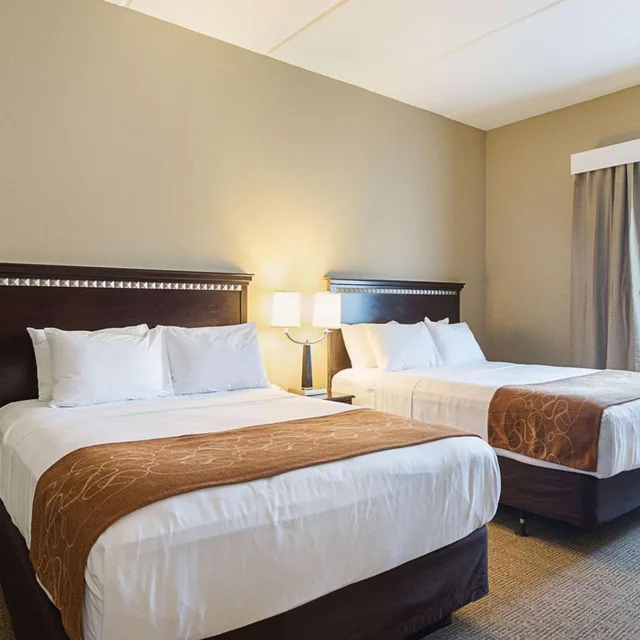 جناح بسرير كوين بشرفة، Comfort Suites Beachside 3/10