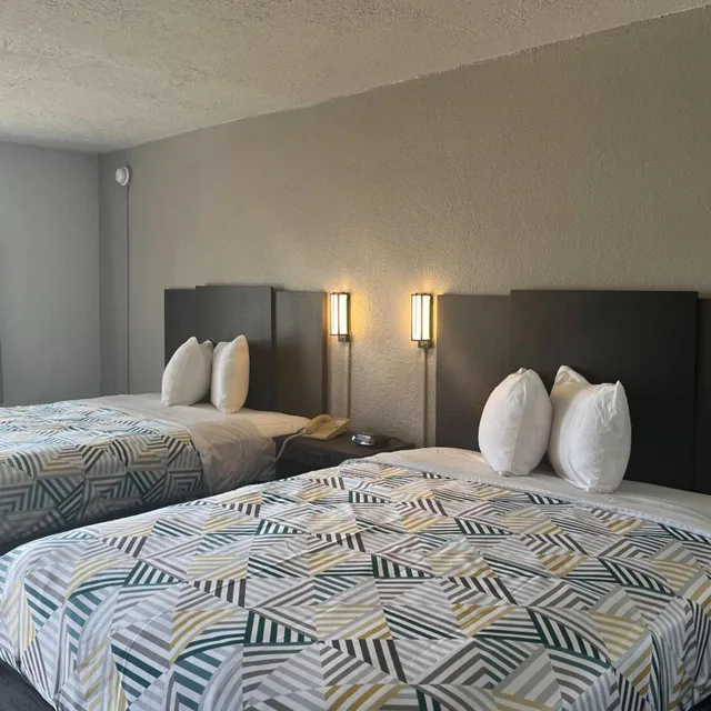 غرفة بسريرين كوين للمدخنين، Studio6 Lake Jackson, TX 8/9