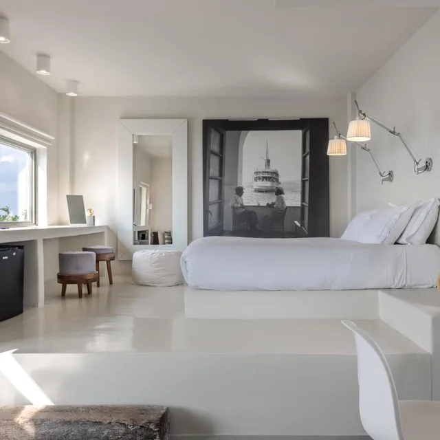 Deluxe, Suite, Caldera View, Outdoor Jetted Tub, West East Suites - Adults Only 5/10