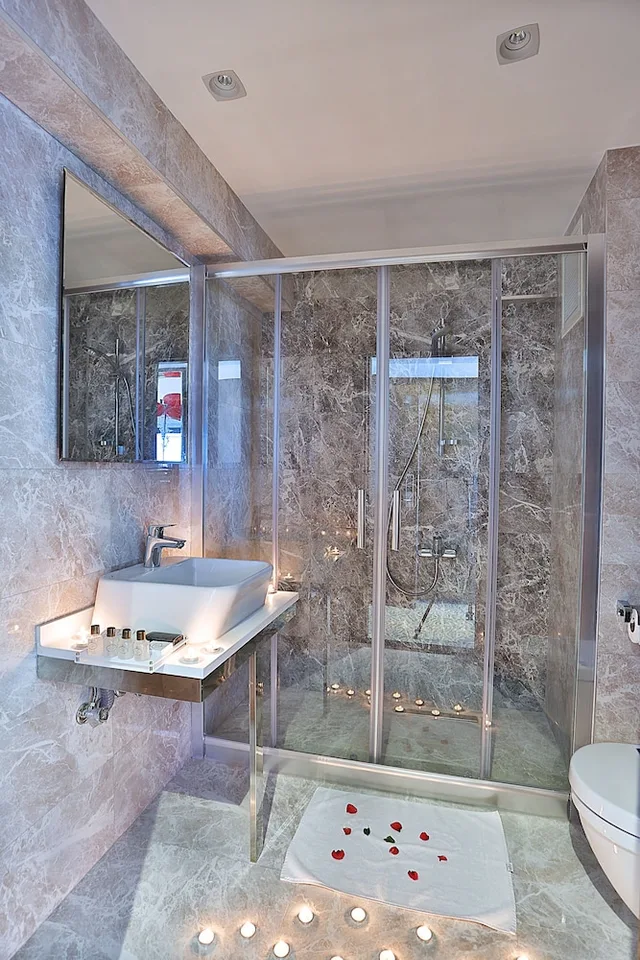 غرفة قياسية بسرير مزدوج، Grand Sagcanlar Hotel 4/4