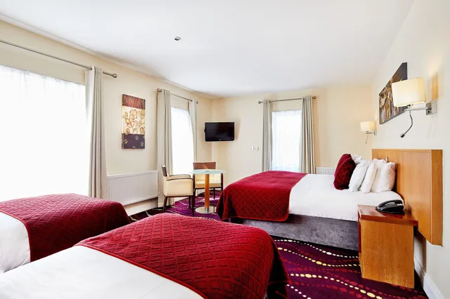 غرفة عائلية، Arlington Hotel 1/2