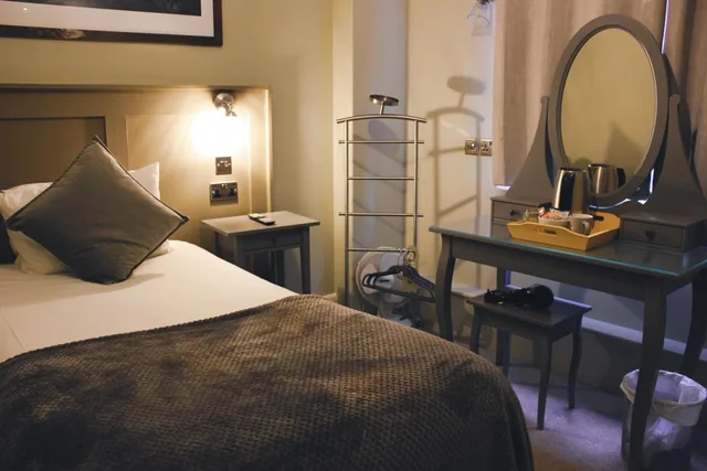 Room, Single, Shared Bathroom, 20 at The Kings 1/5