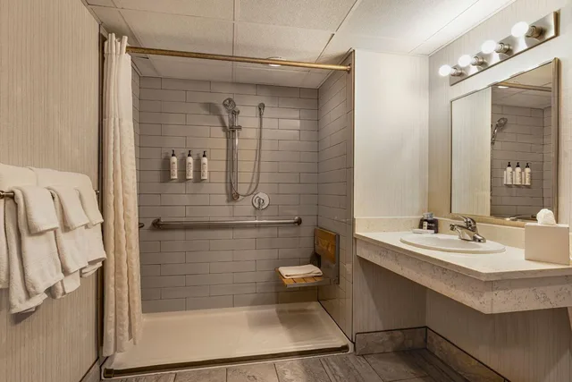 غرفة ركنية بسرير كوين لذوي الإعاقة، Hotel Preston Nashville Airport 7/9