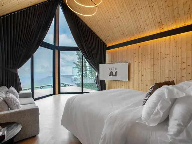 جناح بشرفة، Pino Latte Resort and Hotel 2/2