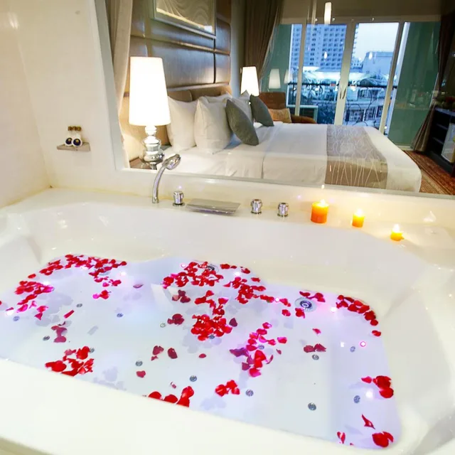 جناح حصري، Intimate Hotel 5/5