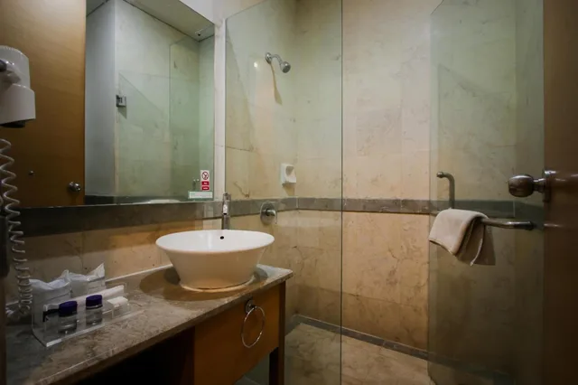 غرفة سوبيريور بسرير كوين، Serela Riau Hotel Bandung 3/4