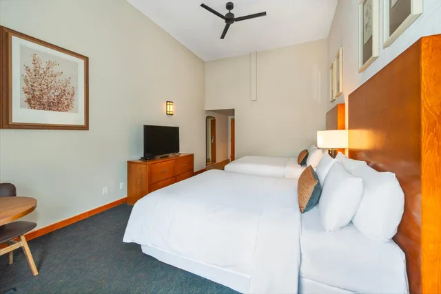 غرفة سوبيريور بسرير كينج وسرير كوين، Banff Inn 4/7