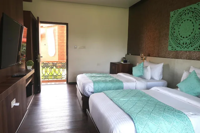 Deluxe, Twin Beds, Garden View, Sea Queen Beach Resort and Spa 2/3
