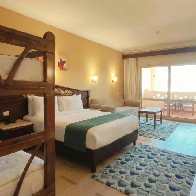 غرفة سوبيريور عائلية، Regency Plaza Aqua Park Spa Resort 3/6