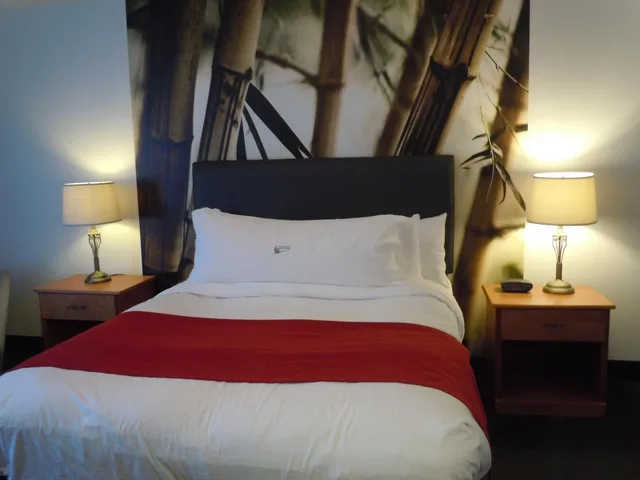 غرفة قياسية بسرير كوين، L Auberge Du Lac St Pierre 6/10