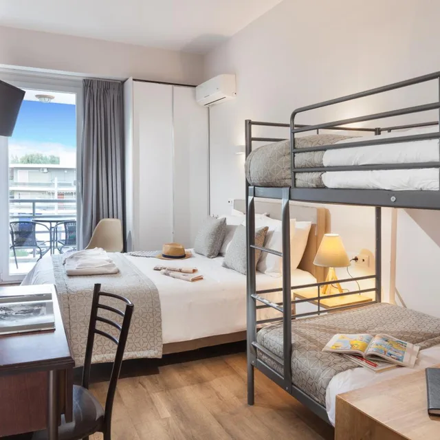 غرفة عائلية رباعية، Minavra Hotel 1/3