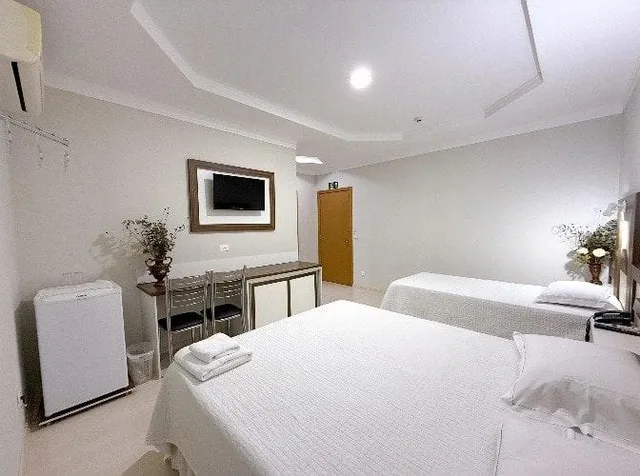 شقة بسرير مزدوج وسرير فردي، GRANDE HOTEL PARANAVAI 2/6