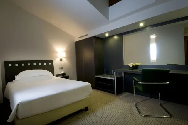 Classic, Single, Single Bed, Arli Hotel Business And Wellness 2/3