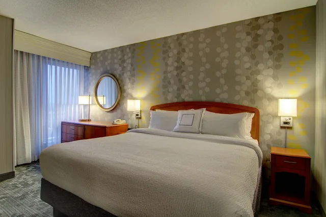 جناح، Courtyard by Marriott Tysons McLean 2/4