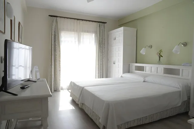 Room, Single, TRH Mijas 1/2