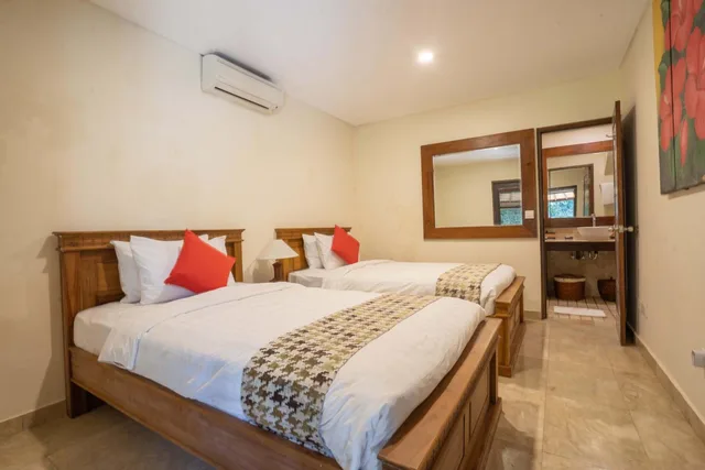 فيلا بسرير كينج بإطلالة على النهر بغرفتي نوم بمسبح خاص، Villa Semana Resort Ubud 4/8
