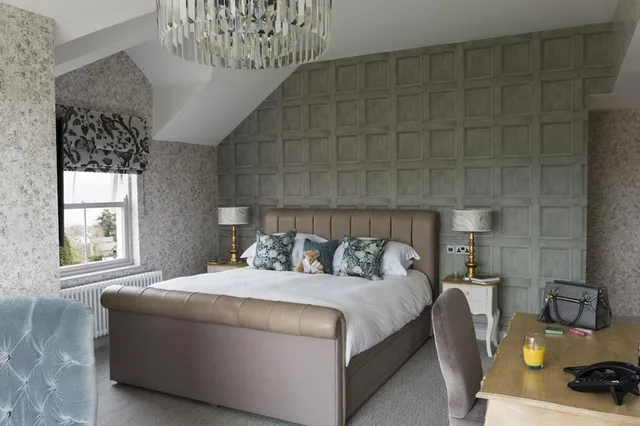 Signature, King Bed, Lake Side, Lake View, Windermere Hillthwaite Hotel 1/5
