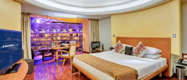 Room, Lagoon View، Sahara Star Mumbai 1/1