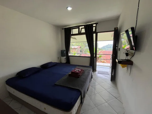 غرفة جونيور بسرير كوين، Masada Village 1/1
