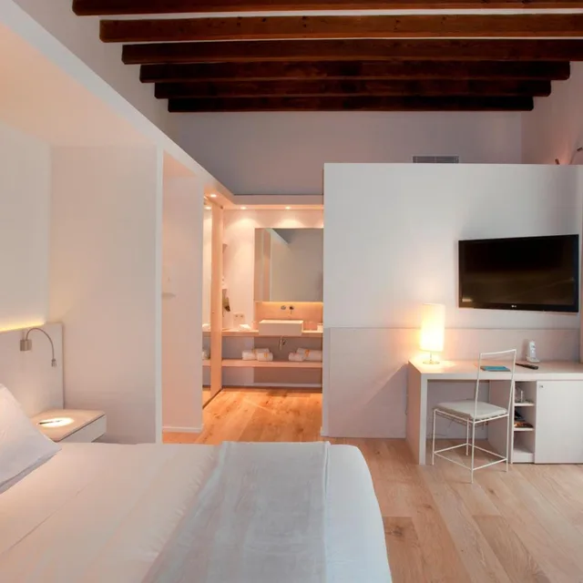 Courtyard, Deluxe, Double Bed، Fontsanta Hotel Thermal Spa Amp Wellness Adults Only 4/10