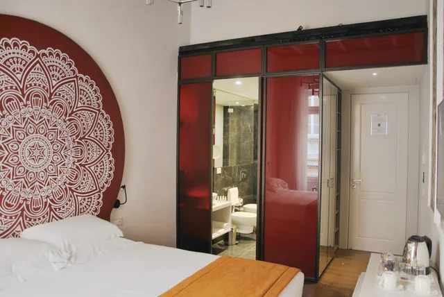 غرفة صغيرة بسرير مزدوج، Boutique Centrale Palace 3/5