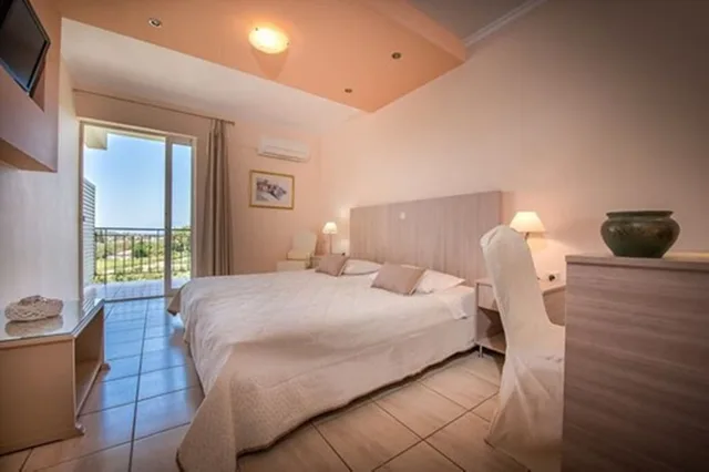 غرفة بانورامية بسرير مزدوج بإطلالة، Varres Hotel 1/5