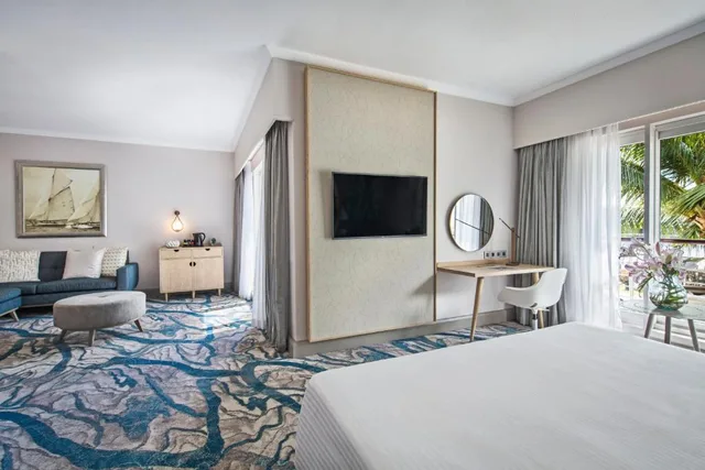 جناح جونيور، Le Suffren Hotel and Marina 4/5