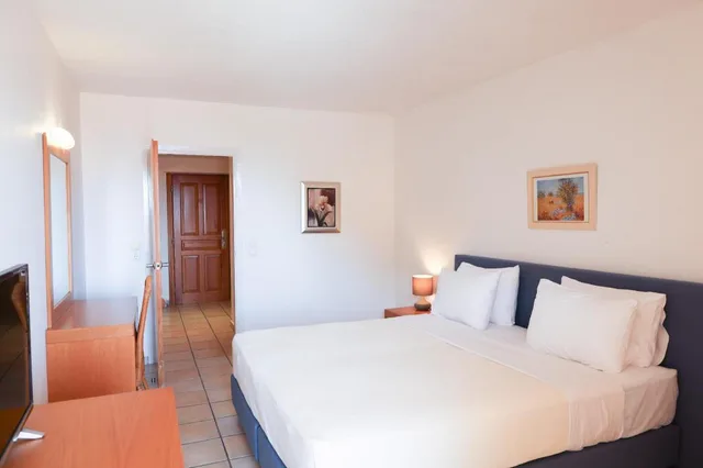 غرفة قياسية بسريرين منفصلين، Kanapitsa Mare Hotel 1/5