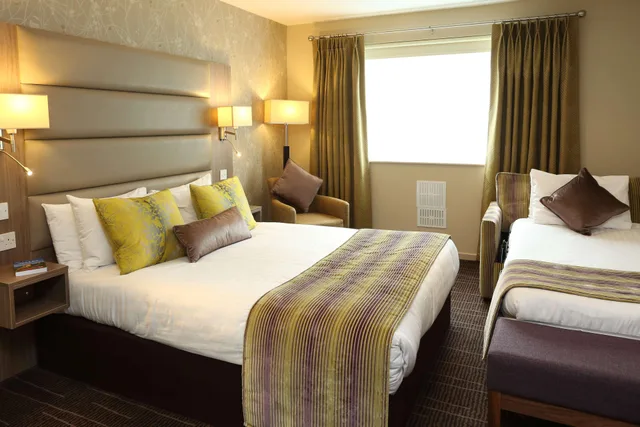 غرفة بسرير مزدوج، Best Western Pontypool Metro Hotel 2/5