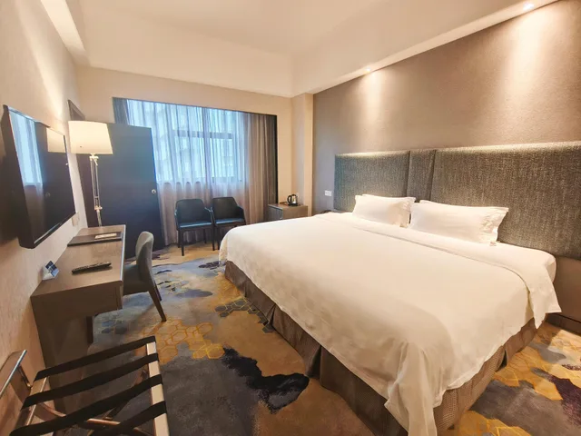 غرفة متصلة عائلية بسرير كينج وسريرين منفصلين وسرير كوين، SHENZHEN LIDO HOTEL 2/2