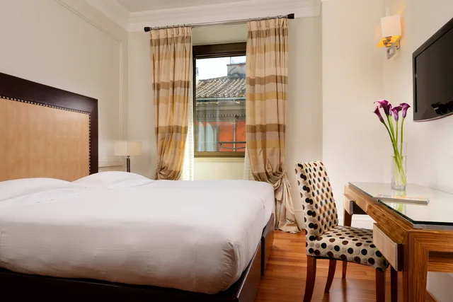 Classic, Double Bed, UNAHOTELS Deco Roma 1/3