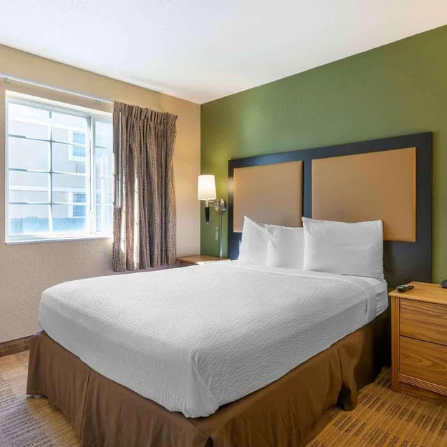 1 Bedroom, Suite, Queen Bed, Extended Stay America - Louisville - Alliant Avenue 1/10