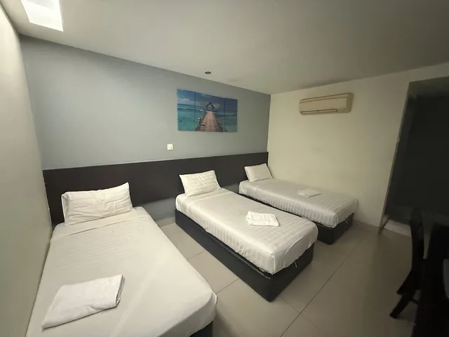غرفة عائلية بثلاثة أسرّة، Tiong Nam Hotel 1/10