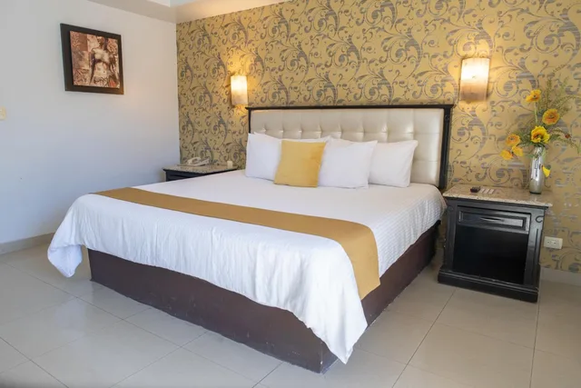 جناح تنفيذي، Hotel Santorian 2/4