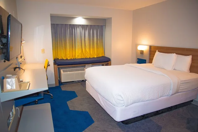 غرفة بسرير كوين، Microtel Inn And Suites By Wyndham Daphne Mobile 3/4