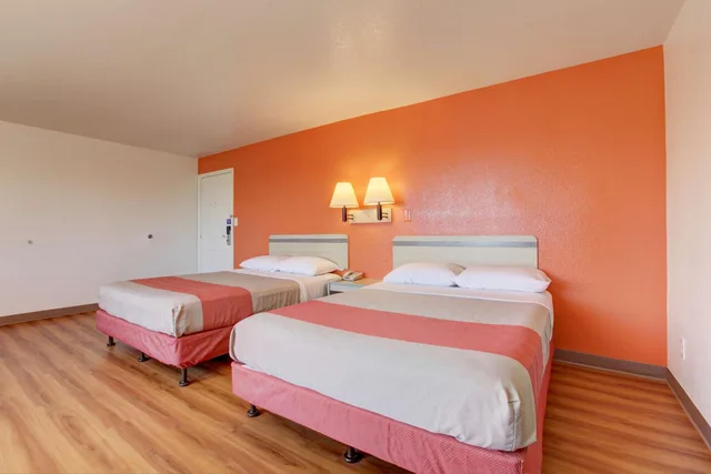 غرفة رباعية، Motel6 Bellflower, CA - Los Angeles 10/10