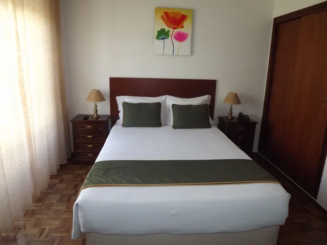 غرفة مفردة بسرير مزدوج، HOTEL LOURO 6/10