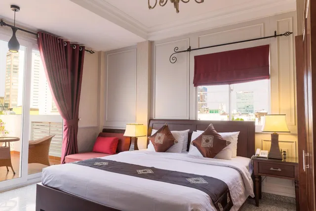 غرفة تنفيذية بسرير كينج بشرفة، Ben Thanh Boutique Hotel 1/1