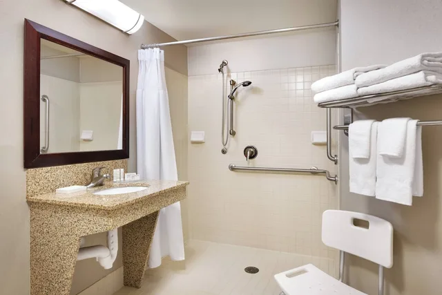 Suite, King Bed, Trundle Bed, Accessible, Springhill Suites by Marriott Thatcher 3/5