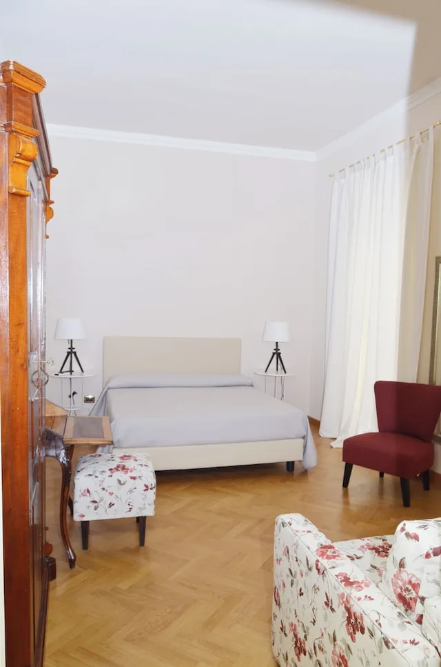 غرفة ثلاثية بسرير كوين وسرير فردي، B&B Casa D'alleri 9/10