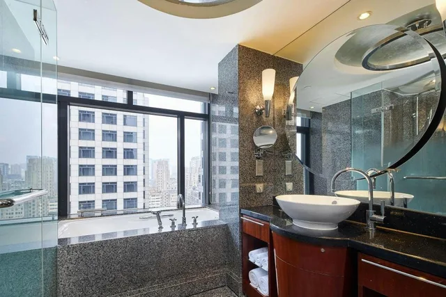 غرفة بسرير كينج بإطلالة على المدينة، The Westin Bund Center, Shanghai 12/12