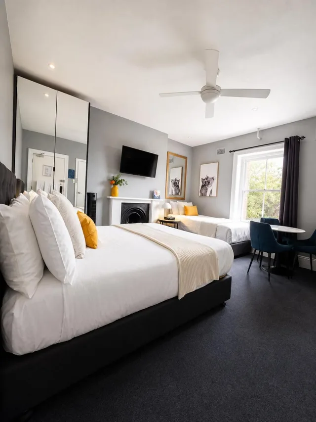 استوديو سوبيريور ثلاثي بسريرين منفصلين وسرير مزدوج وسرير فردي، Bayswater Boutique Lodge 1/10