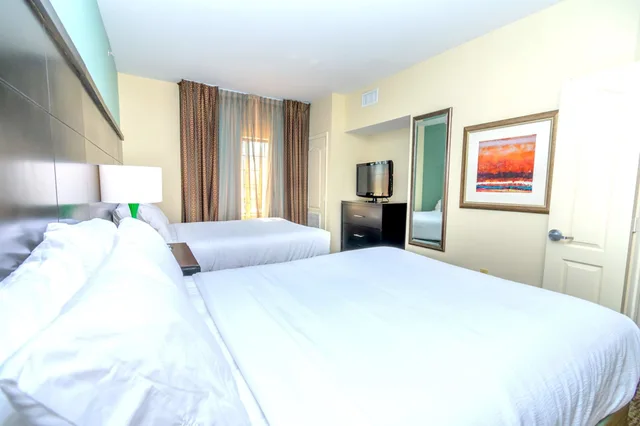 جناح بسريرين كوين بغرفة نوم واحدة بمطبخ، Staybridge Suites Houston Iah - Beltway 8 2/7