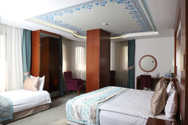 غرفة قياسية ثلاثية بسرير كينج وسرير فردي، Hurry Inn Merter Istanbul 2/4