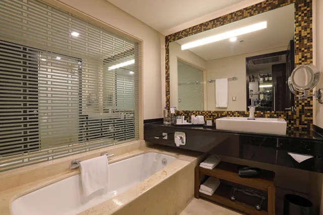 Guest Room, King Bed, City View, Executive Level، JW Marriott Hotel Mexico City Santa Fe 7/10