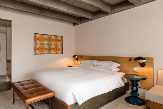 Saarinen, Studio, Suite, King Bed، Andaz Scottsdale Resort And Bungalows 4/10