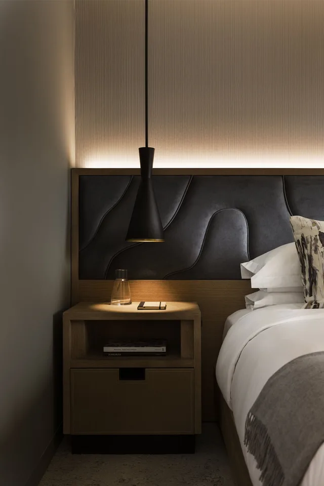 غرفة بريميوم بسرير كينج بإطلالة، KIMPTON SAWYER HOTEL 2/6