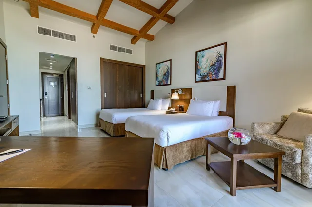 غرفة ديلوكس بسرير مزدوج بإطلالة على البحر، Danat Jebel Dhanna Resort 2/2
